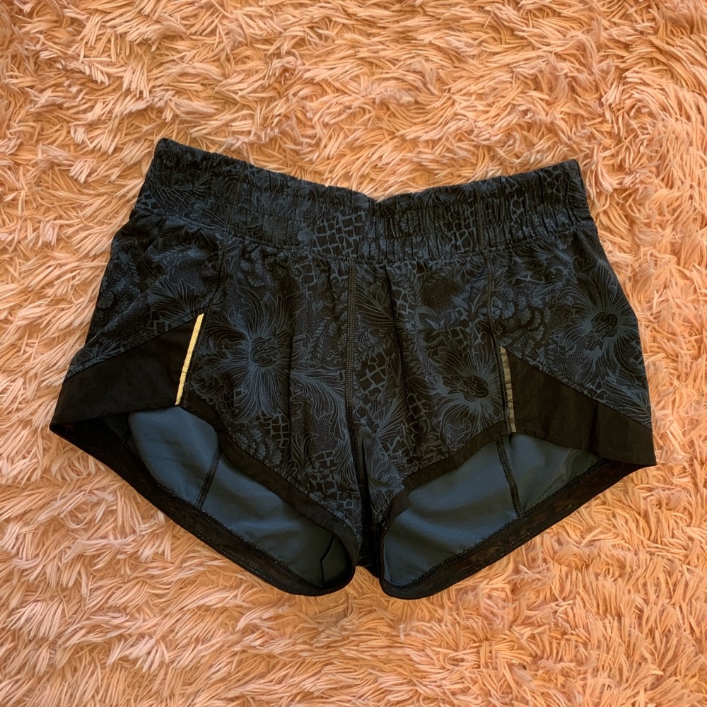 Lululemon Miles Ahed Shorts